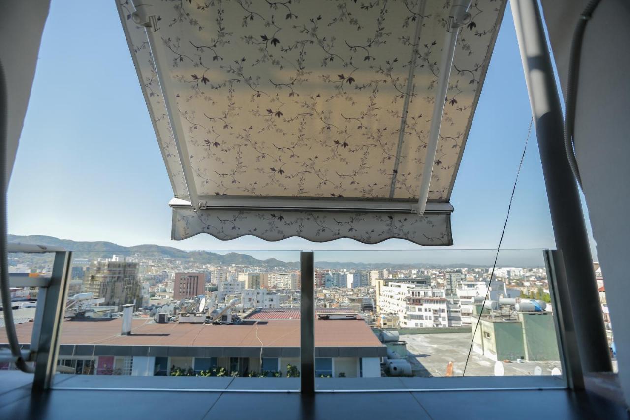 Miku Apartments-Luxury City View At Wilson Square Tirana Bagian luar foto